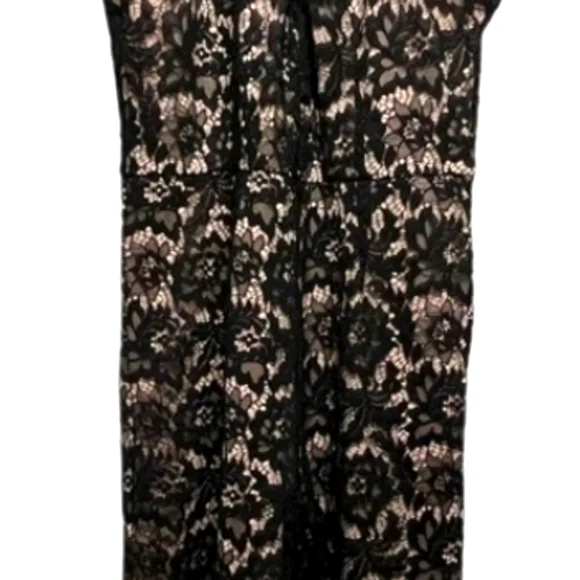 Women's Black Lace Sleeveless Twist-Neck Wide-Leg Jumpsuit - Picture 4 of 13